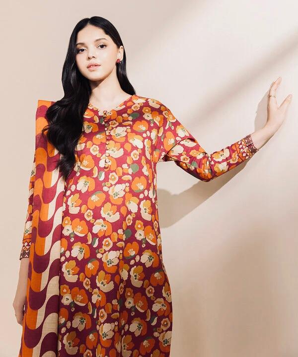 SAPPPHIRE-PRINTED-KHADDAR-2-PIECE-SUIT (1)
