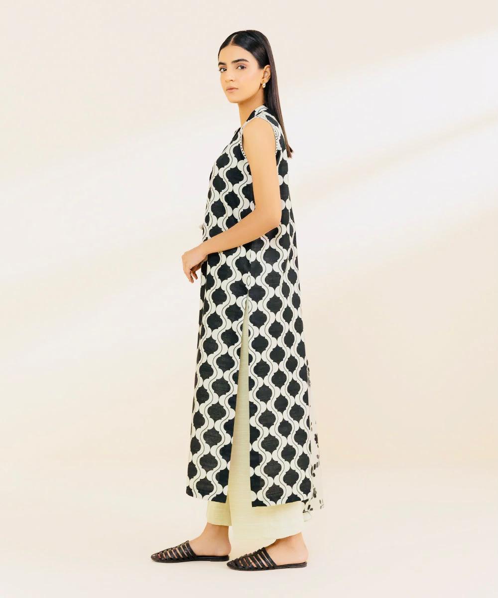 SAPPPHIRE-PRINTED-KHADDAR-2-PIECE-SUIT (19)